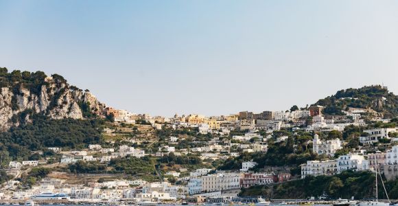 Capri: wycieczka łodzią po wyspie z grotami