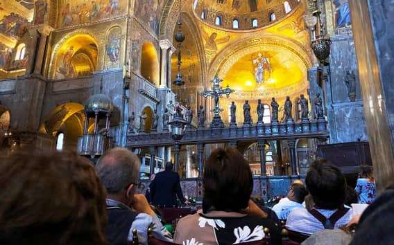Venecia: tour guiado de la basílica de San Marcos y terraza