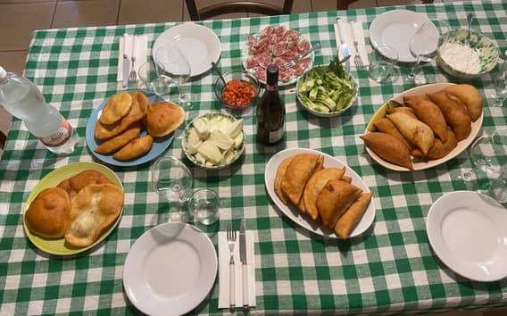 Clase de cocina de panzerotti y puccitedde cerca de Ostuni