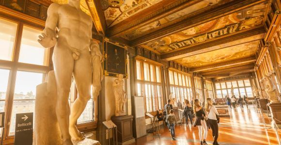 Firenze: Biglietti per la Galleria degli Uffizi con audioguida opzionale