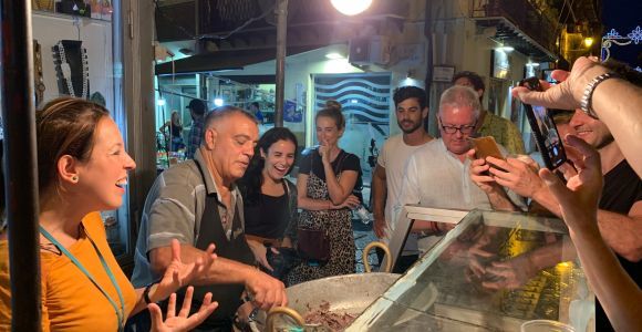 Palermo: tour gastronómico nocturno en grupo reducido