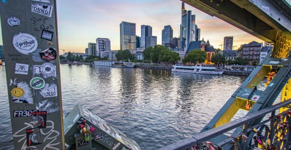 Frankfurt: Paseo exprés con un local en 60 minutos