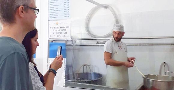 Brindisi: Mozzarella Live Show & Tasting in a Cheese Factory