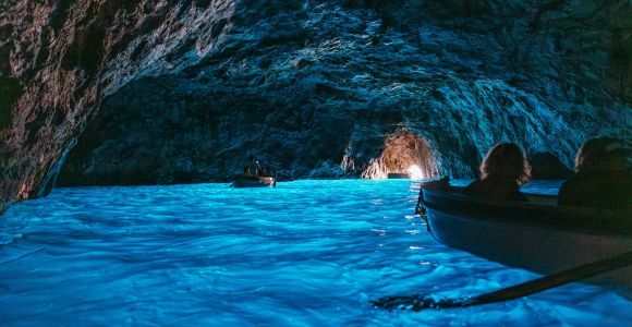 Au départ de Sorrente : Tour en bateau de Capri avec visite de la Grotte Bleue