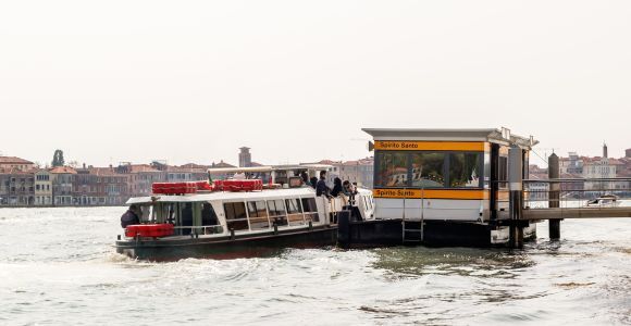 Венеция: билет на водный трамвай и материковый автобус