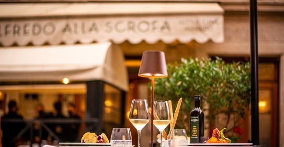 Restauracja Alfredo alla Scrofa w Rzymie: Jedz jak gwiazda