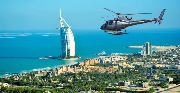 Dubai: Tour della città dall'alto in elicottero della durata di 12 minuti