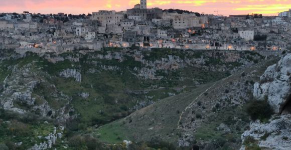 Matera: Wanderung in der Schlucht des Flusses Gravina