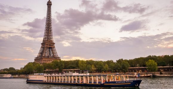 París: crucero romántico con cena de 3 platos en el río Sena