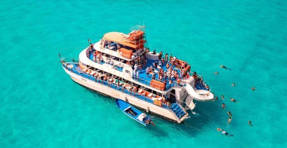 Cancun: Isla Mujeres Full Day Dancer Cruise