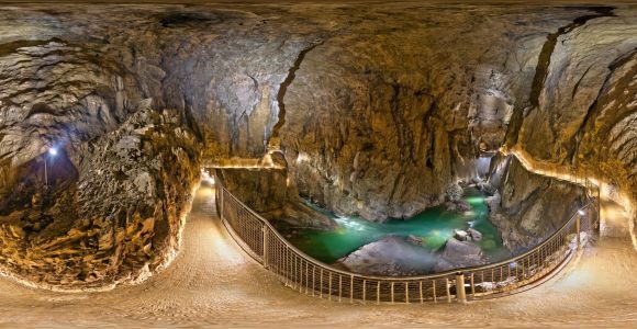 Haras de Lipica et grottes de Škocjan depuis Koper