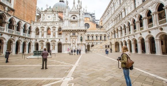 Wenecja: Pałac Dożów: wycieczka z pominięciem kolejki z więzieniami