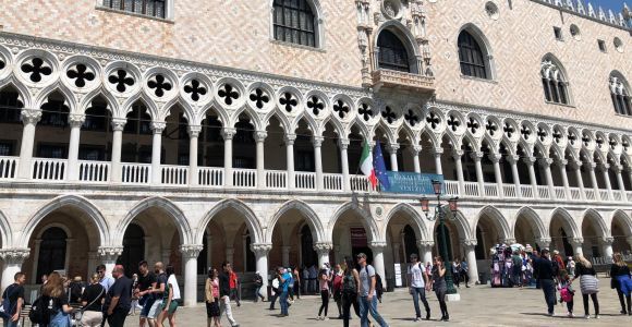 Venedig: Dogenpalast & Terrassen des Markusdoms Tour