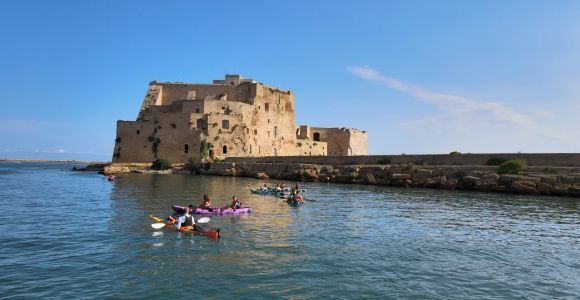 Brindisi: Kayak por la isla de Sant'Andrea y tortugas gigantes