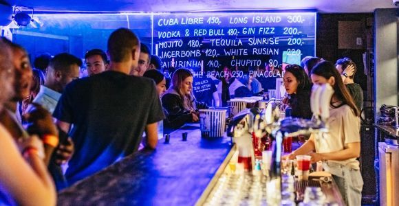 Prague : Tournée des bars et fête internationale