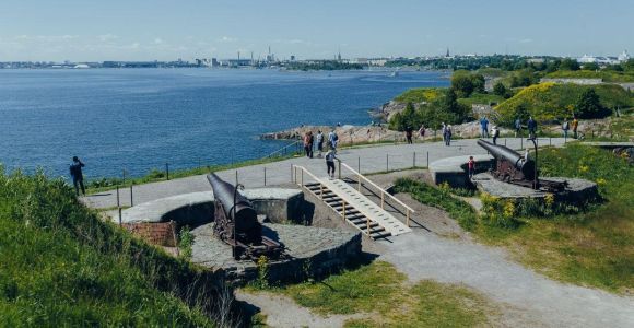 Suomenlinna: Private Tour with an Authorized Guide
