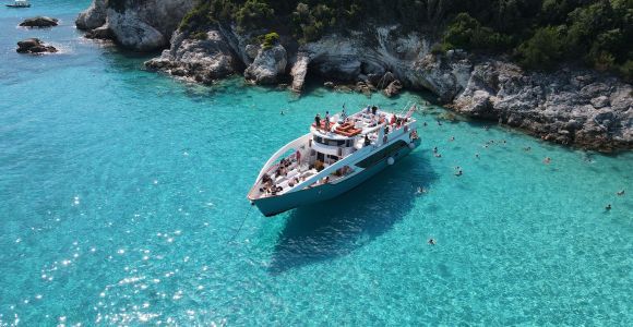 Z Lefkimmi: wycieczka łodzią motorową po Paxos, Antipaxos i Błękitnych Jaskiniach