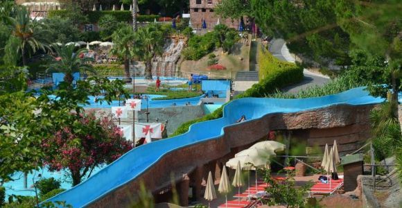 Albenga: billet d'entrée au parc aquatique Le Caravelle avec date d'ouverture