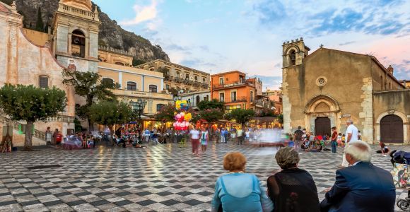 Catane : visite d'une journée à Taormine, Isola Bella et Castelmola
