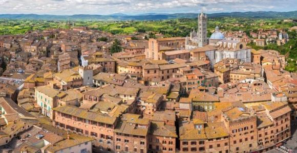 Siena: 3-godzinna prywatna piesza wycieczka po mieście z opcjonalną katedrą