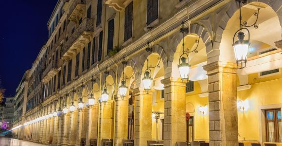 Small Group: Corfu Evening Walking Tour with a Glass of Wine