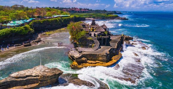 Bali : visite guidée du temple de Tanah Lot