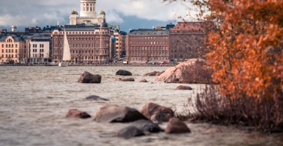 Helsinki: Small-Group Walking Tour with City Planner Guide