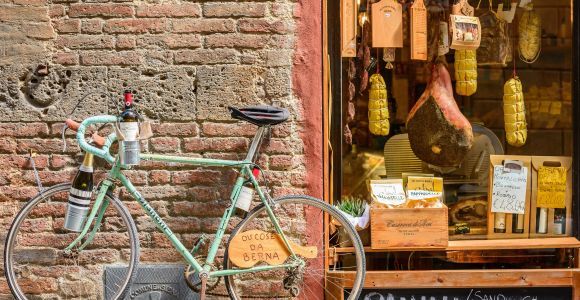 Lucca: Wycieczka piesza z przewodnikiem z degustacją potraw