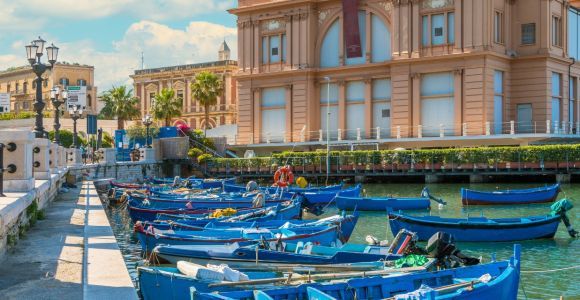 Bari: Guided Walking Tour with Local Products Tasting