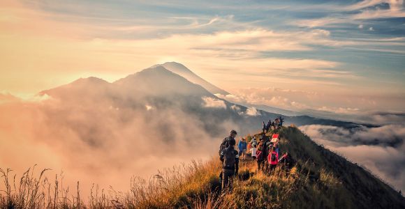 Bali: Sonnenaufgangswanderung zum Mount Batur mit Frühstück