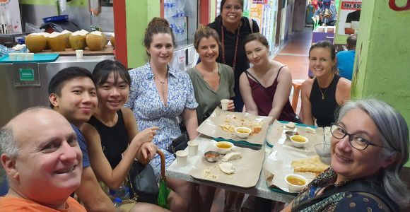 Singapore: tour gastronomico di Little India Hawker Street