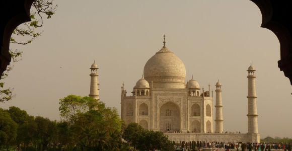 Au départ de Bangalore : Circuit de 2 jours au Taj Mahal avec vols et hôtel