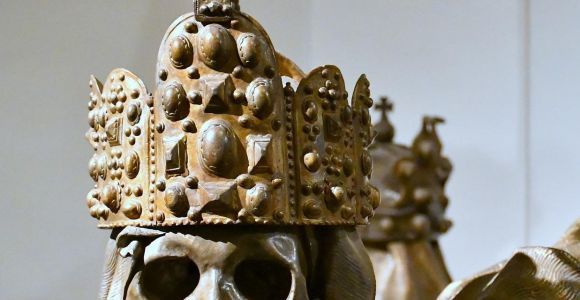 От костей к богам: пешеходная экскурсия от склепа капуцинов к Пантеону