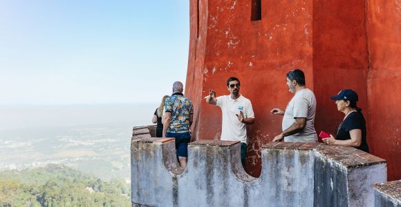 Desde Lisboa: Excursión de un día completo en grupo reducido a Sintra y Cascais