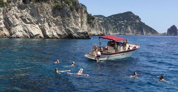 Desde Sorrento: Capri Tour en barco guiado