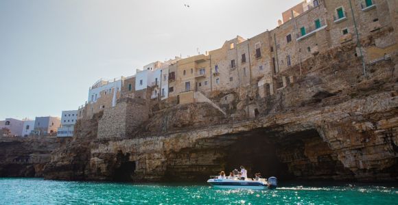 Polignano a Mare: Tour en barco con Prosecco y aperitivos