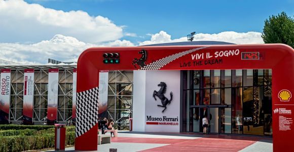 Maranello: Biglietto d'ingresso e simulatore del Museo Ferrari