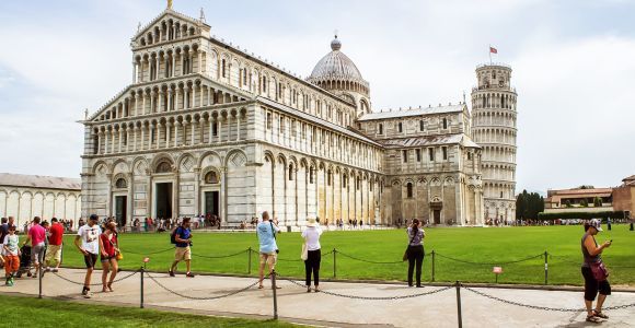 Entrada reservada a la Torre Inclinada de Pisa y a la Catedral