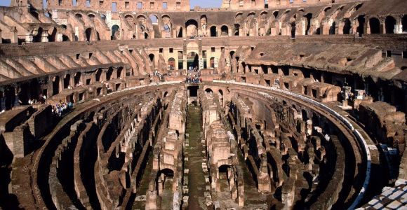 Roma: Coliseo y Foro tour en grupo reducido con Colina Palatina
