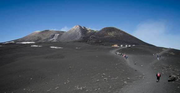 De Taormina: Excursão de um dia às Crateras Superiores do Etna