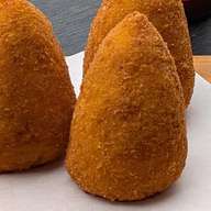 Экскурсия по Мессине с уличной едой и астрономическими часами