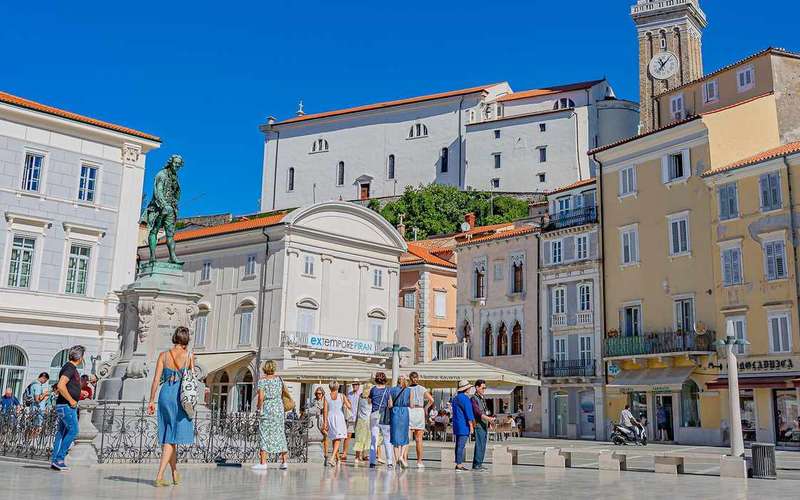Piráni csoportos túra Koperből, Izola kilátópontjával