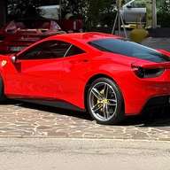Ferrari 488 próbavezetés Maranellóban: Kétüléses Spider