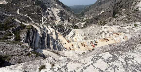 Carrara: Off-Road-Tour durch den Marmorsteinbruch