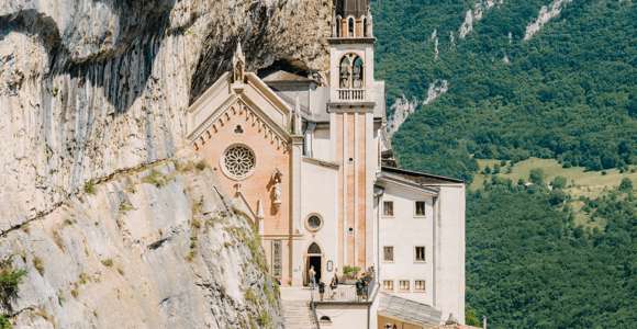 Von Verona aus: Tagestour zur Madonna della Corona