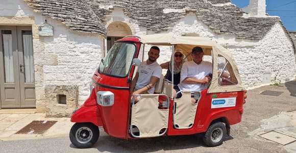 Alberobello: Tour privado en Tuk Tuk con audioguía