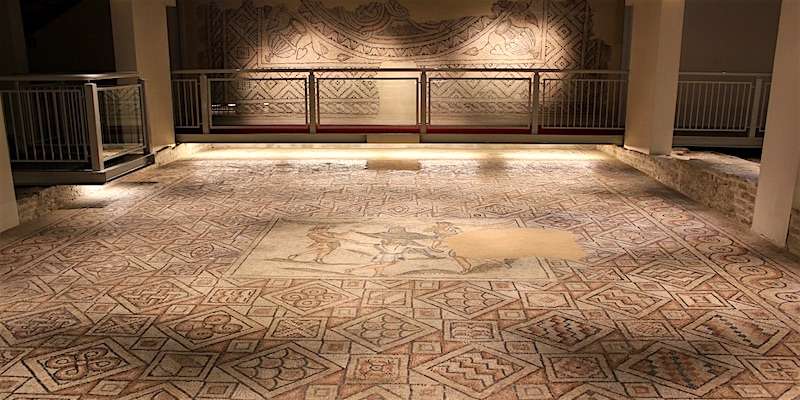 Domus dei Tappeti di Pietra