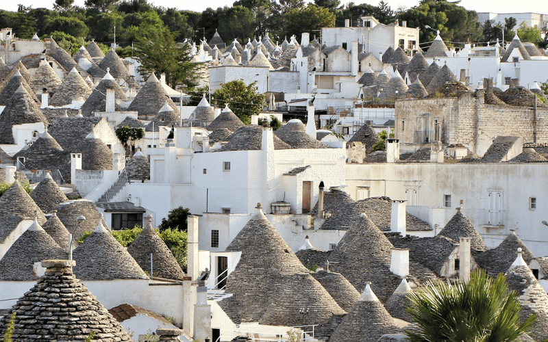 Alberobellói buszos kirándulás Bariból hangos idegenvezetővel