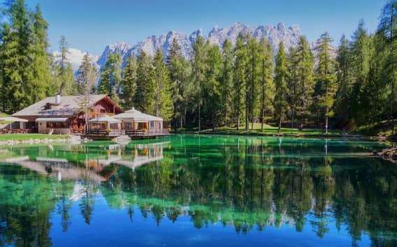 Tour por los Dolomitas desde Venecia: lagos y Braies