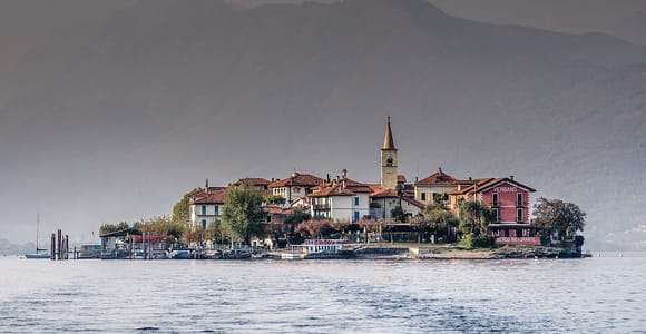 From Stresa: Isola Pescatori Hop-On Hop-Off Boat Tour